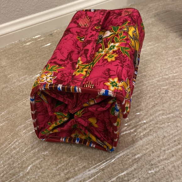 Pink Make-up bag - Picture 2 of 4